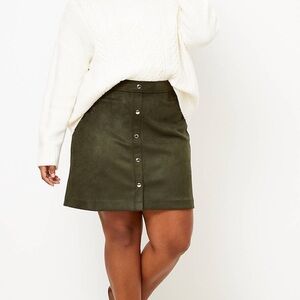 LOFT Plus Faux Suede Silver Snap Trim Shift Mini Skirt Dark Green Size 14
